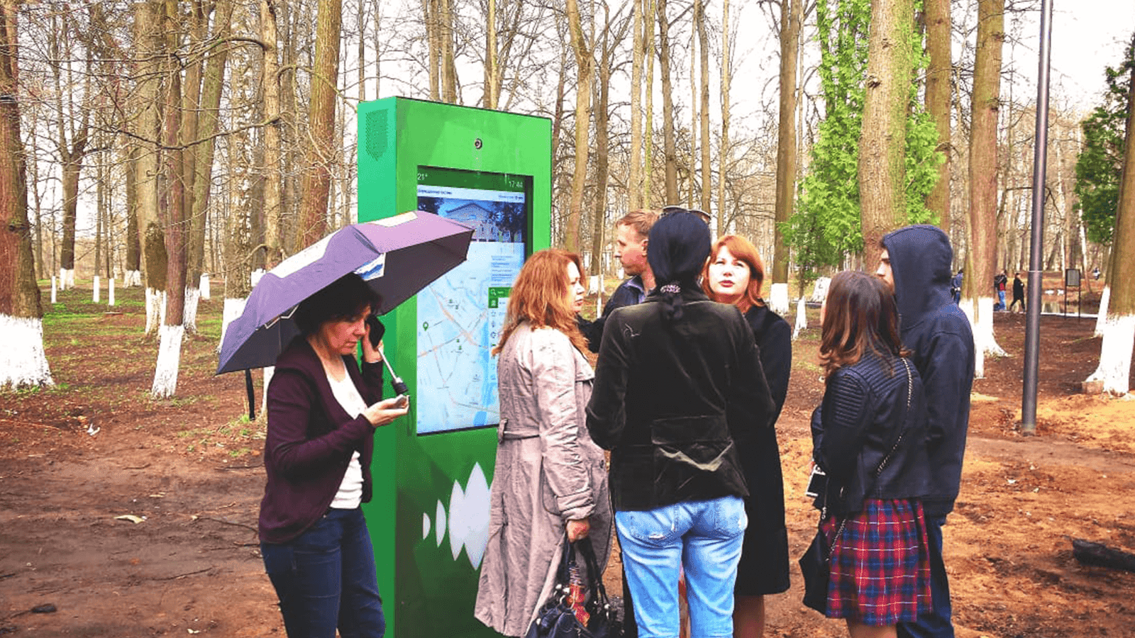 Outdoor PCAP Touch Kiosk