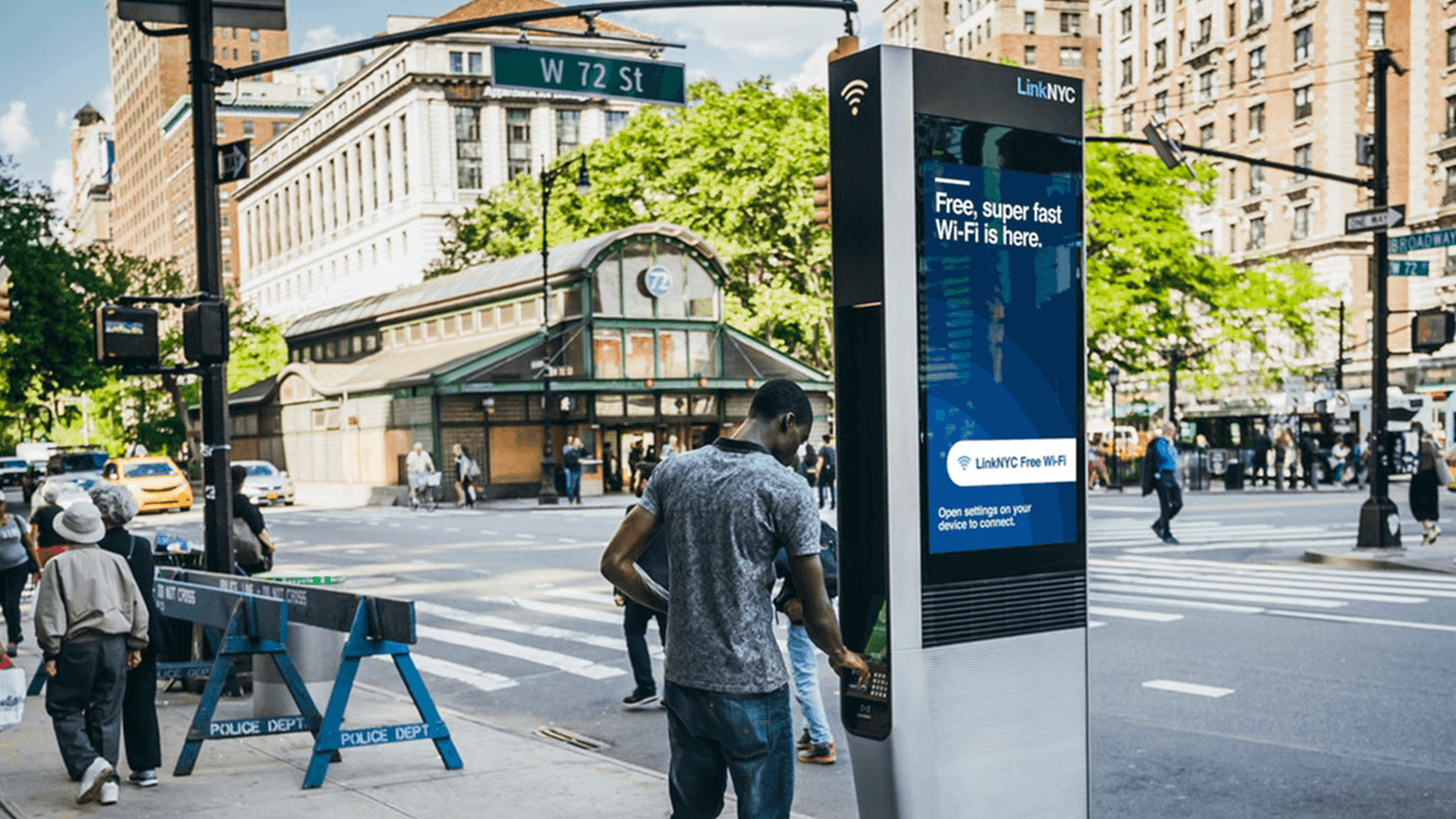 Outdoor Touch Kiosk in New York