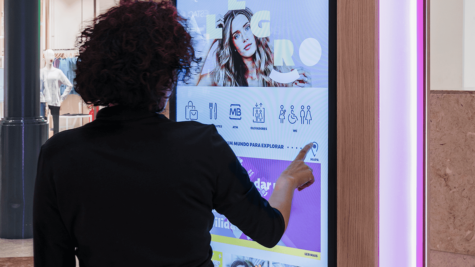 SKIN DUALTOUCH for indoor interactive kiosks