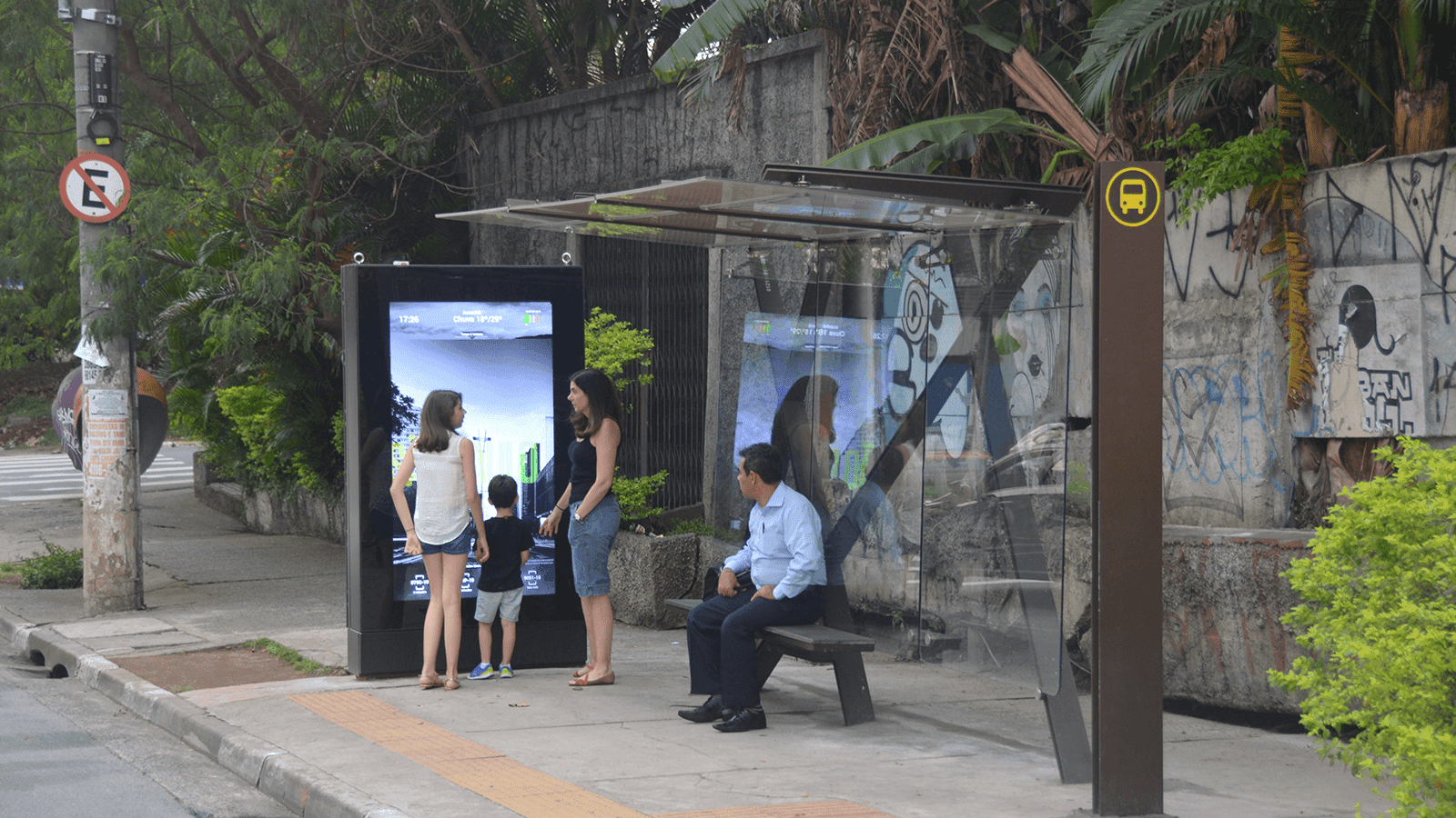 PCAP Touchscreen for public spaces