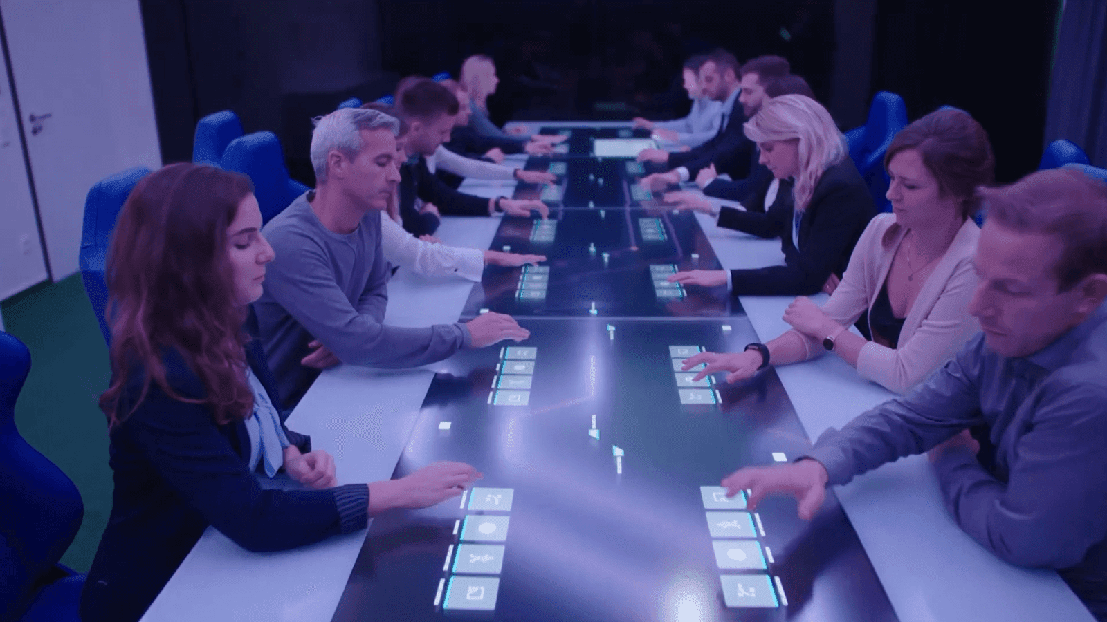 SKIN ULTRA multitouch table for collaboration in sports - Board room